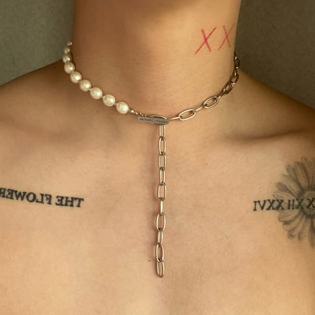 switching necklace