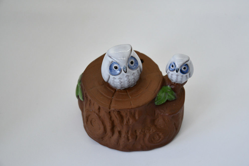 ミミズクさんの止まり木に 檜切り株 ミミズクさんの止まり木に 檜切り株