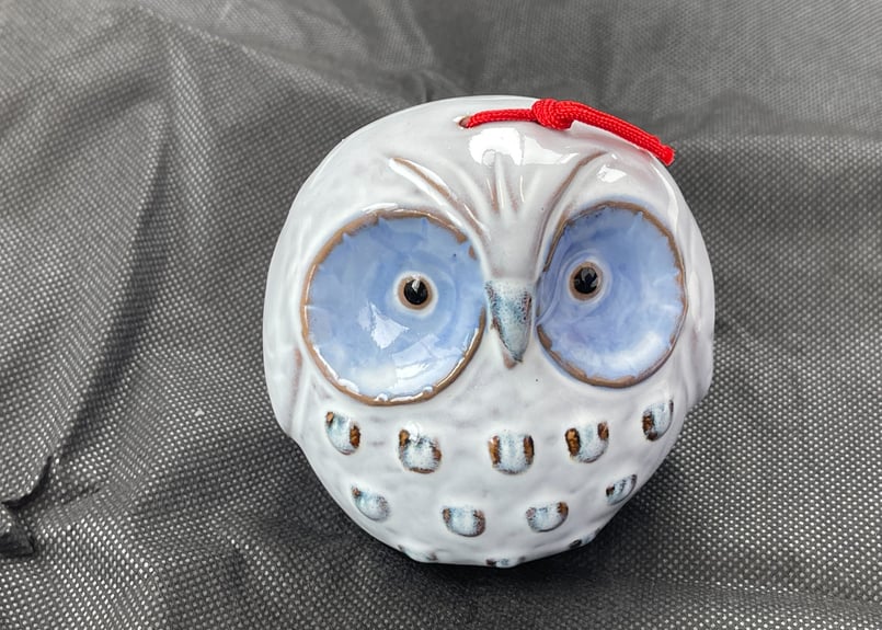 箕面焼 松田箕山 箸置き 土鈴 鈴 手作り 陶器フクロウ 陶土鈴 丸フクロウ（大） | ギャラリー梟 オンラインショップ