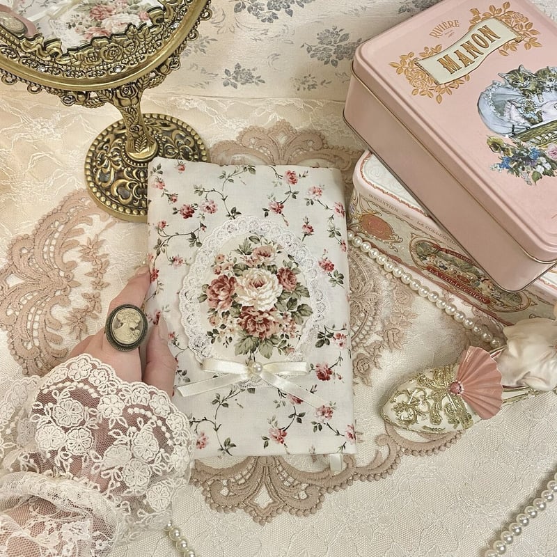 floral white book cover | Chape.