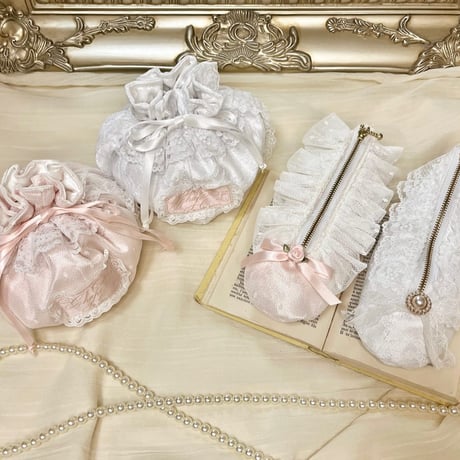 Marshmallow lace pouch