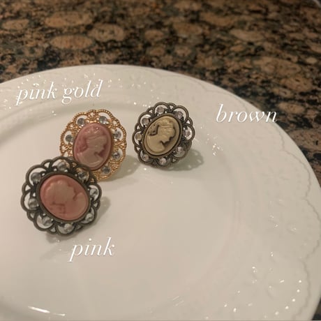 stone cameo ring