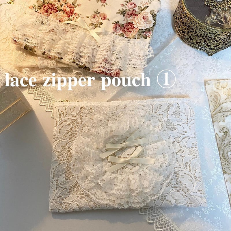 Lace zipper pouch | Chape.