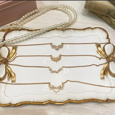 classic necklace