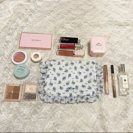Floral frill zipper pouch