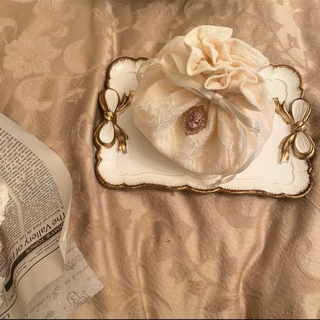 Marshmallow lace drawstring pouch(Cream)