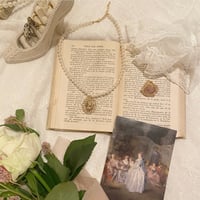 stone cameo necklace