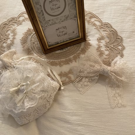 Mini lace drawstring pouch①