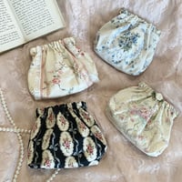 Flex frame pouch (gather ver.)