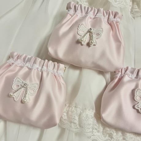 Flex satin frame pouch