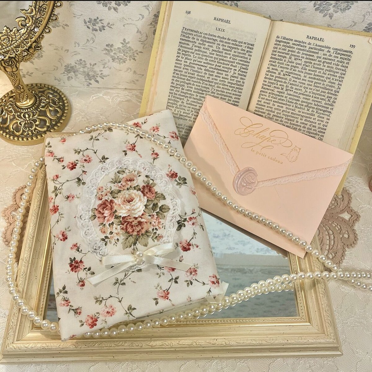 floral white book cover | Chape.