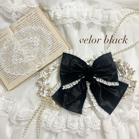Lace ribbon valletta