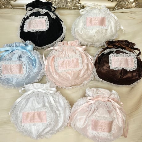 Marshmallow lace pouch
