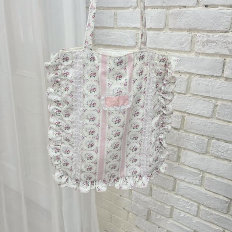 Floral tote bag