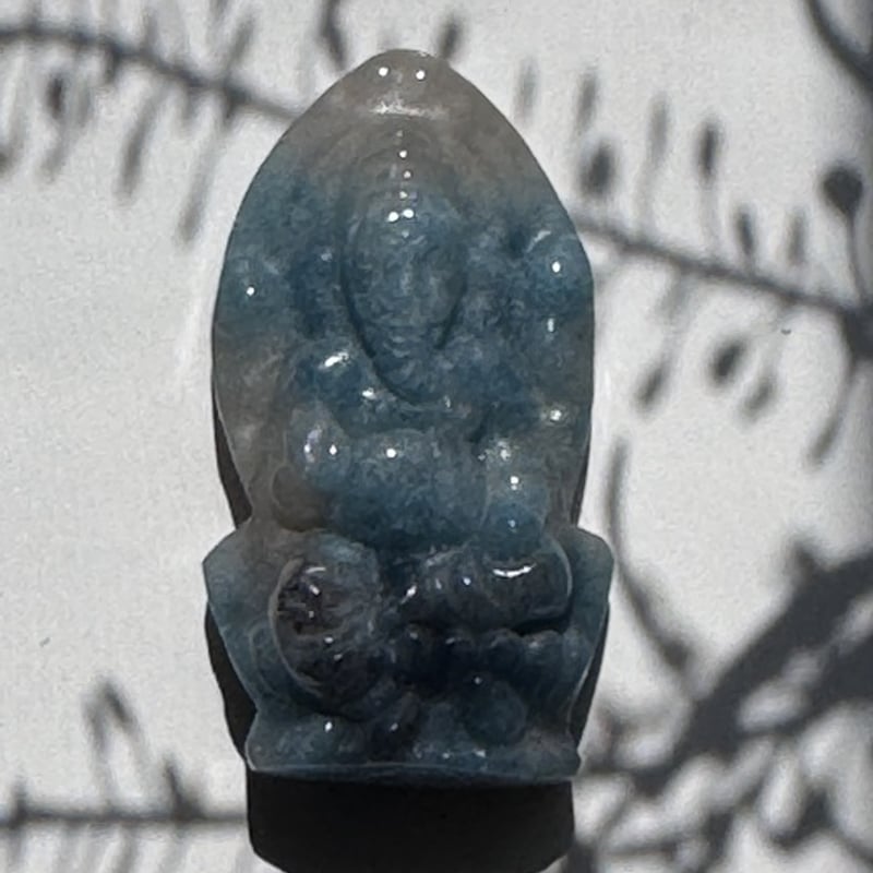 天然石　トロレアイトの象 トロライト象 - Etsy 日本