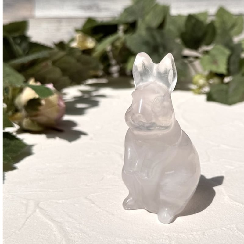 愛のぬくもり♡ ローズクォーツのウサギの彫物 | Studio Kururi