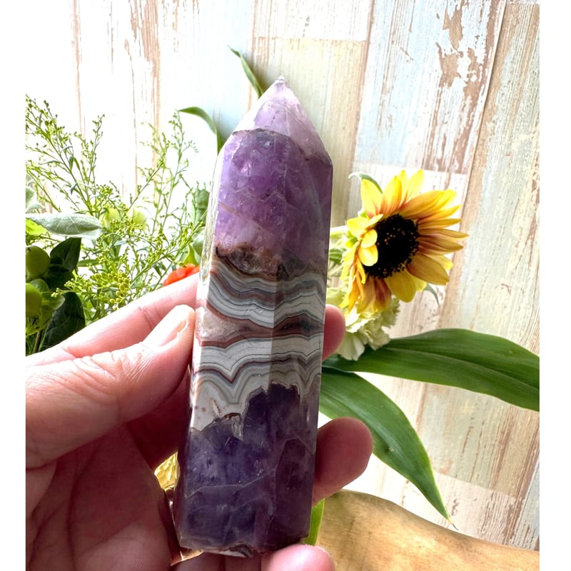 🌟虹の応援団：アメジストと瑪瑙の共生タワー 🌈💜 | Studio Kururi