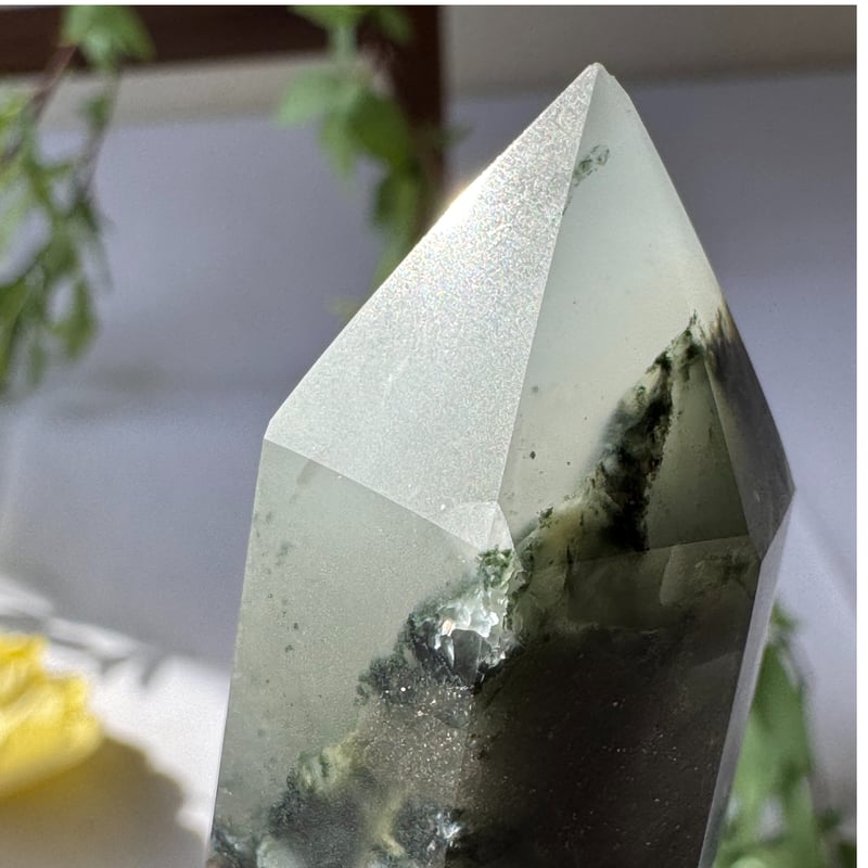 アフリカンブラッドストーン―情熱と安定を宿す大地の石 【欠けあり