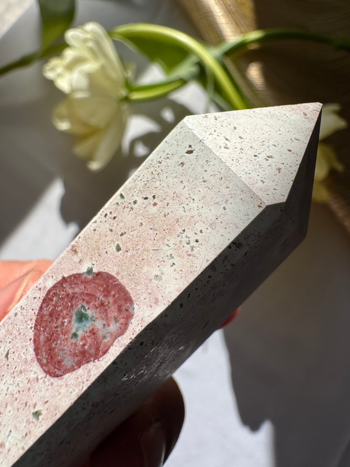 ユニコーンジャスパー 〜心を緩め、あなたの花を咲かせる石〜 | Studio