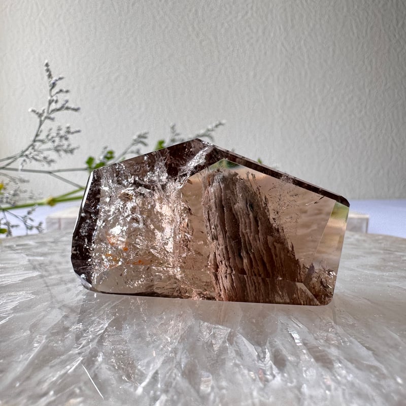 ★層がたくさん!　スモーキー　ガーデンクォーツ 財運 心の癒し 決断力 精神の安定 空間の洗浄