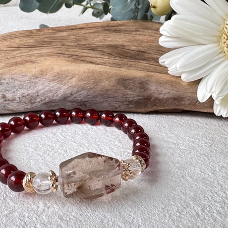 一点物　天然石　ハンドメイドブレス　ガーデンルチル　水晶　ムーンストーン 一点物 天然石 ハンドメイドブレス ガーデンルチル 水晶 ムーン