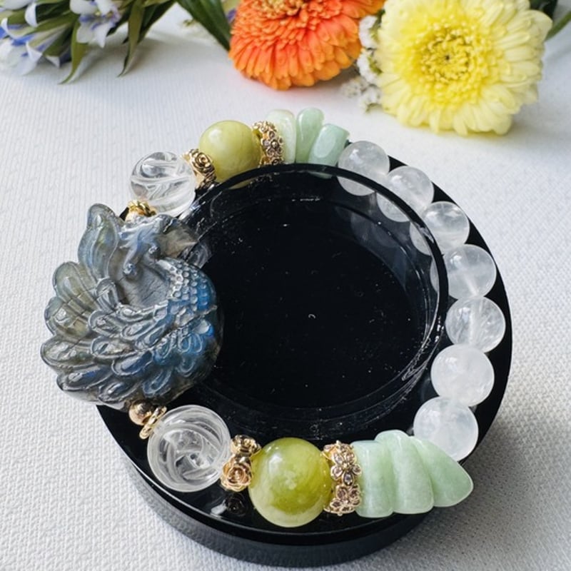 蒼の羽が記憶を照らす》 ラブラドライト鳳凰ブレスレット | Studio Kururi