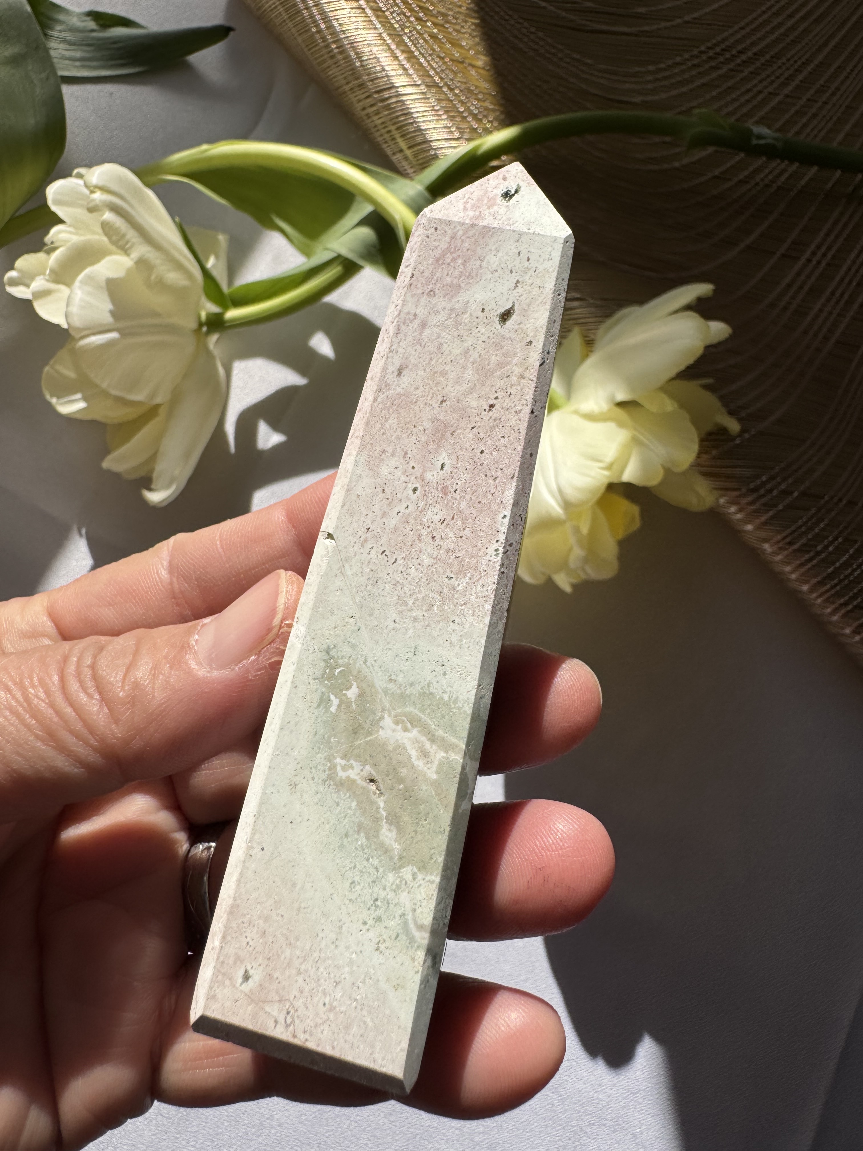 ユニコーンジャスパー 〜心を緩め、あなたの花を咲かせる石〜 | Studio