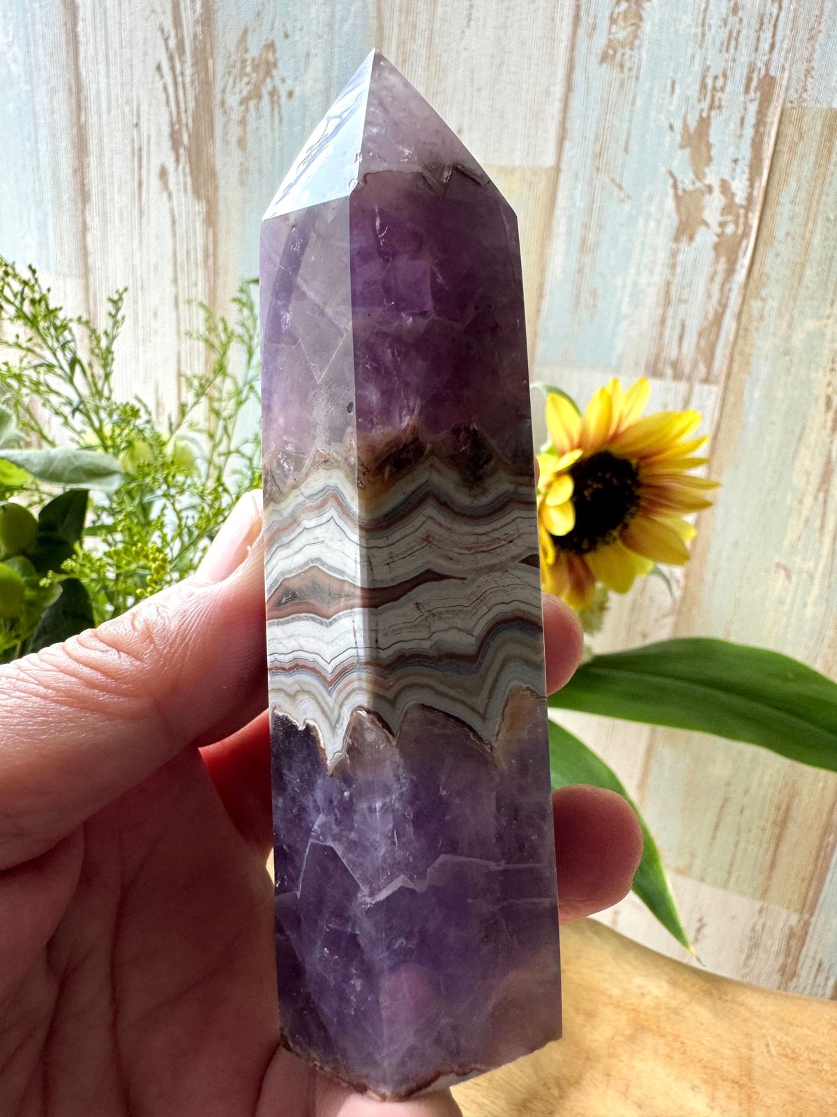 希少　天然石　アメジストドーム　瑪瑙　共生　わら口　タワー　パワーストーン 希少 天然石 アメジストドーム 瑪瑙 共生 わら口 タワー パワーストーン