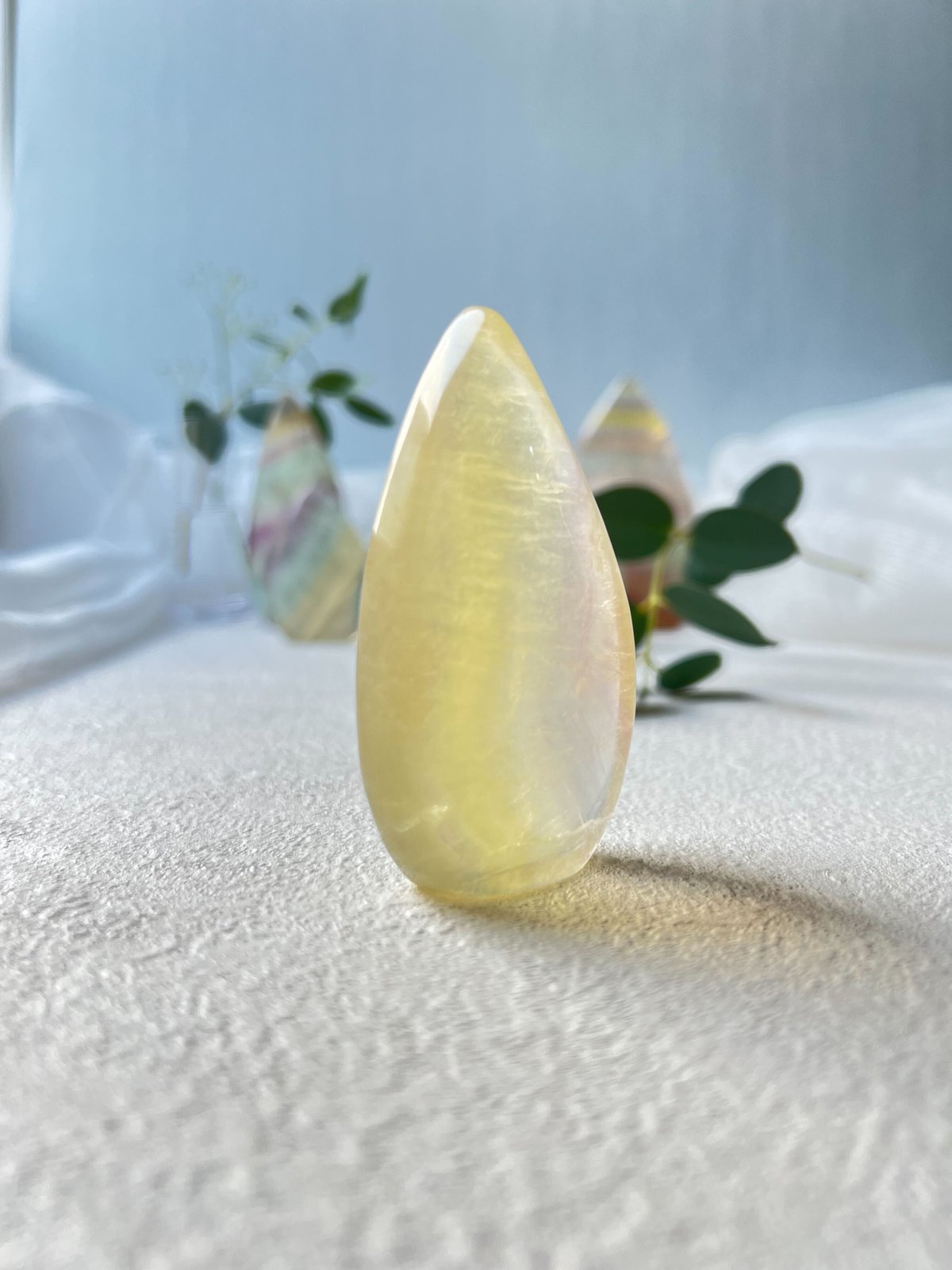 キャンディフローライト 小鳥 天然石 置物