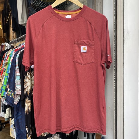 carhartt Tシャツ　えんじ系
