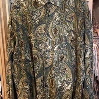 ペイズリー柄シャツ