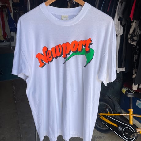 90's NewPort Tシャツ　SCREENSTARS