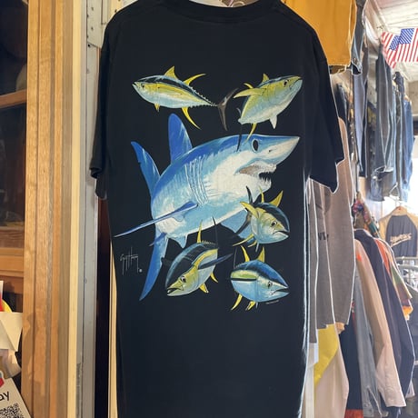 魚tee 黒　サメ