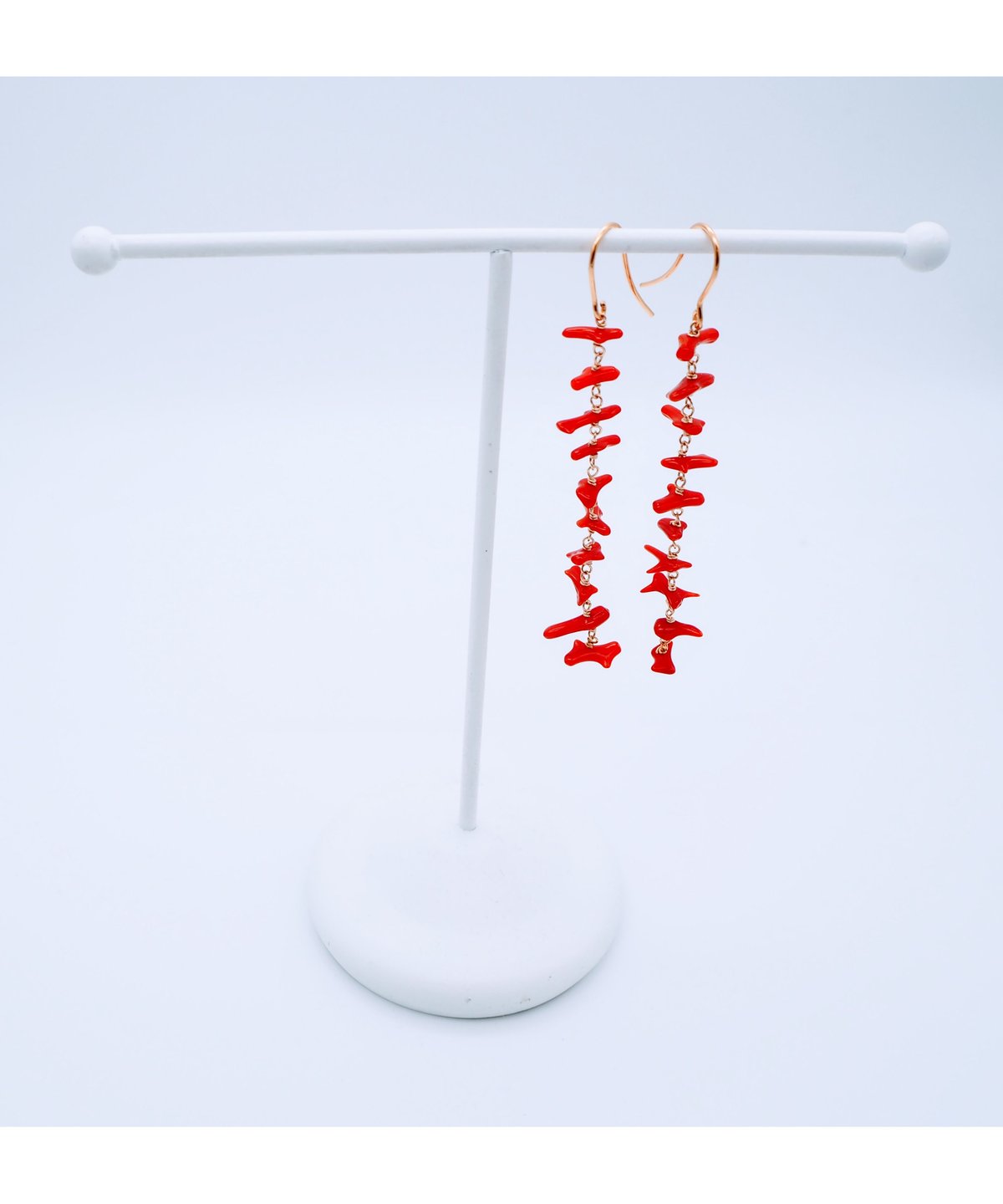 秋らしい レッドフォッシルコーラルのロングピアスチャーム·͜· ︎︎ レッドコーラル ロングピアス Red Coral Earrings | C and N