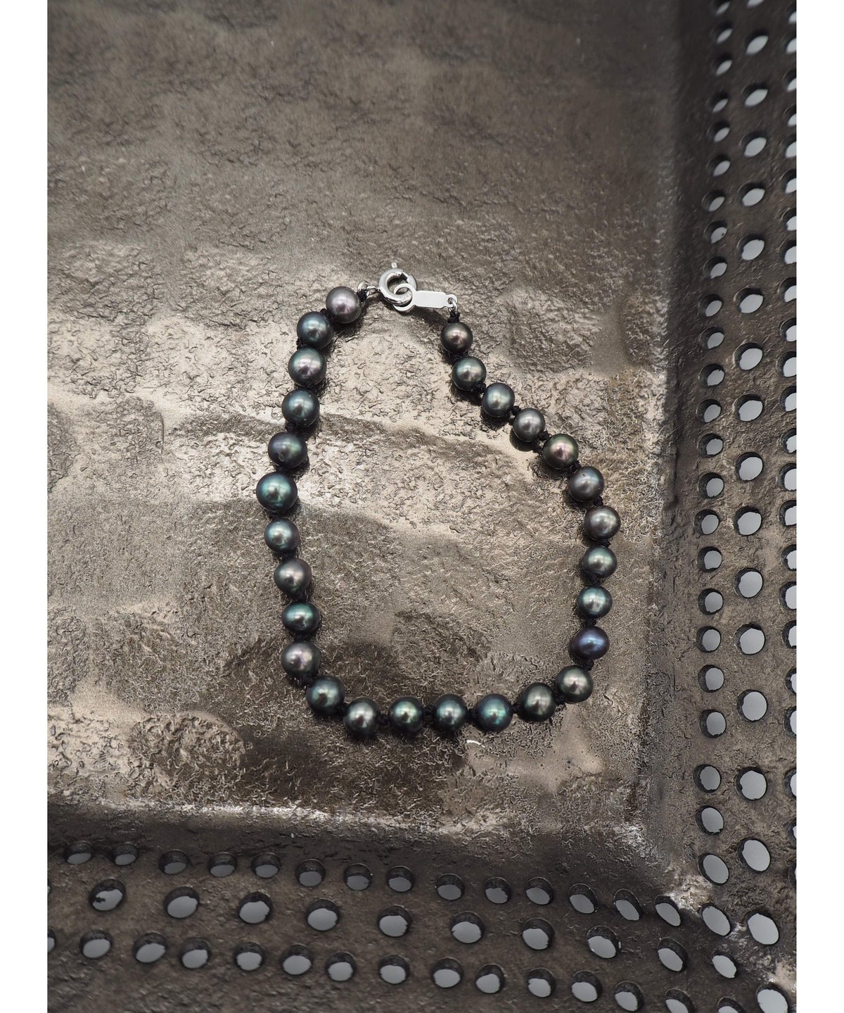 淡水ブラックパール ブレスレット Freshwater Black Pearl
