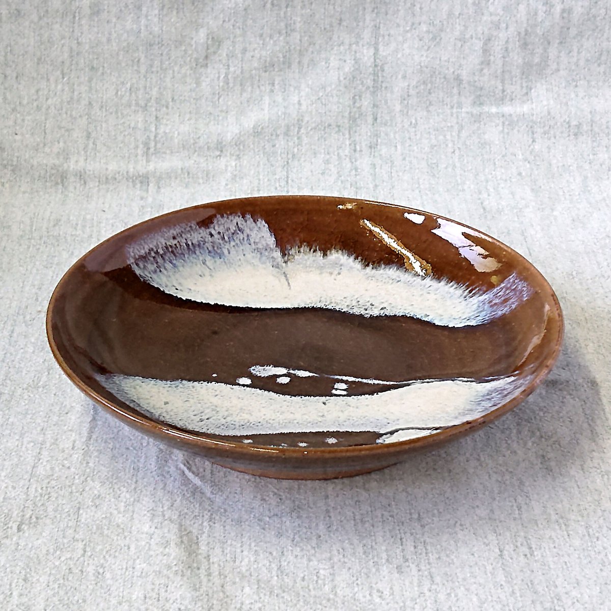 7寸皿 小岱ワラ白打掛け ノーマル形 | 小岱焼 末安窯 〜ONLINE SHOP 〜