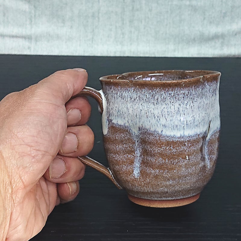 マグカップ丸 輪花ワラ白 くぼみ 1 | 小岱焼 末安窯 〜ONLINE SHOP 〜