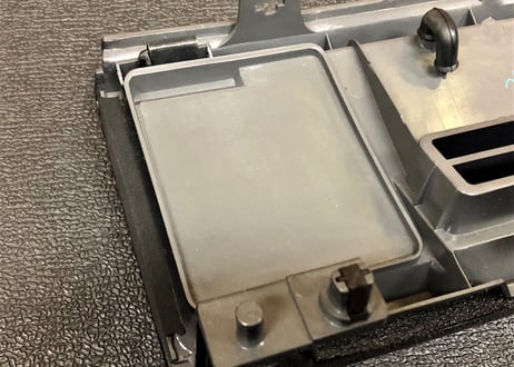 Flo's  AE86 カローラレビン後期型GTV  フロントグリル（フォグ穴無）  LEVINステッカー付き