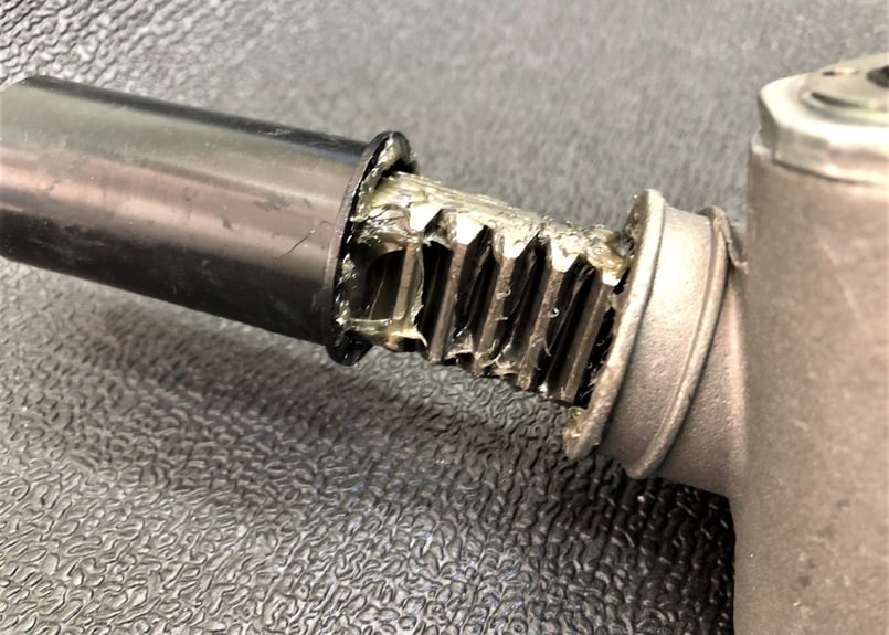 Flo's AE86 ステアリングラック（クイック2.5回転） | Az-style