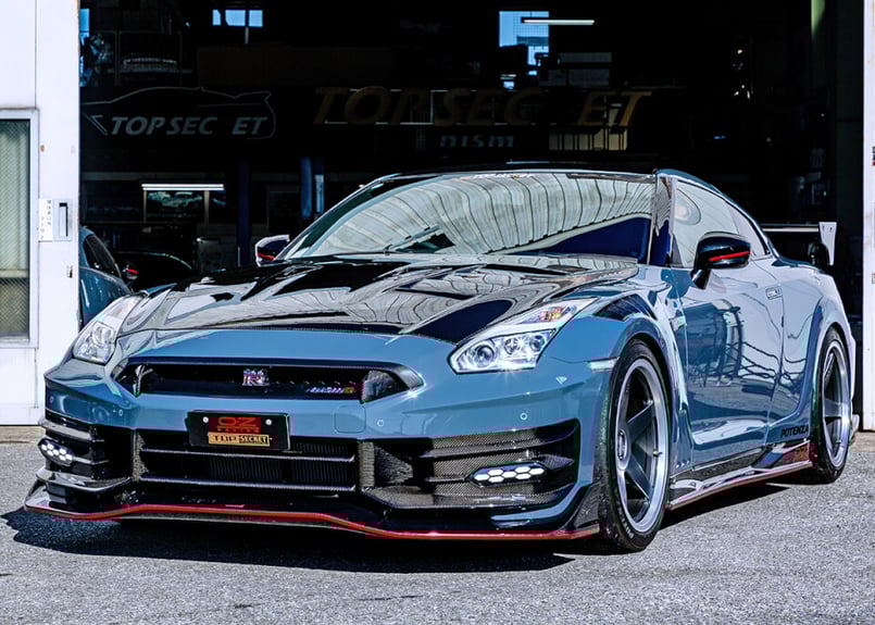 TOP SECRET R35 M24 フルバンパーキット（ハーフカーボン） | Az