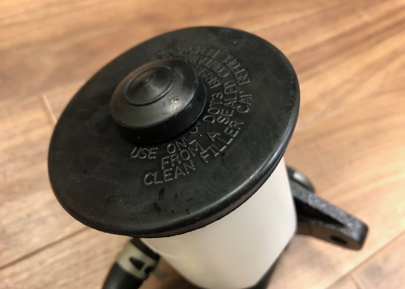 Flo's AE86 ブレーキマスターシリンダー（前期用） | Az-style