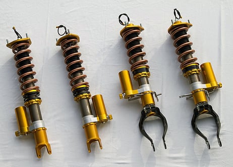 TOP SECRET  R35  別タンク式ダンプトロニック車高調