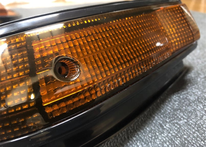 AE86 スプリンタートレノ後期型 コーナーウインカーレンズ 左右 AE86 スプリンタートレノ後期型 コーナーウインカーレンズ 左右