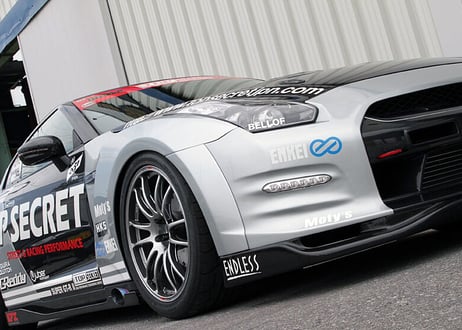 TOP SECRET  R35  フロントワイドフェンダー TYPE1（ハーフカーボン）