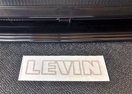 Flo's  AE86 カローラレビン後期型APEX  フロントグリル（フォグ穴付）  LEVINステッカー付き