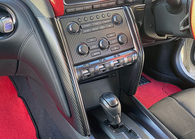 TOP SECRET R35 ドライカーボンダッシュパネル | Az-style