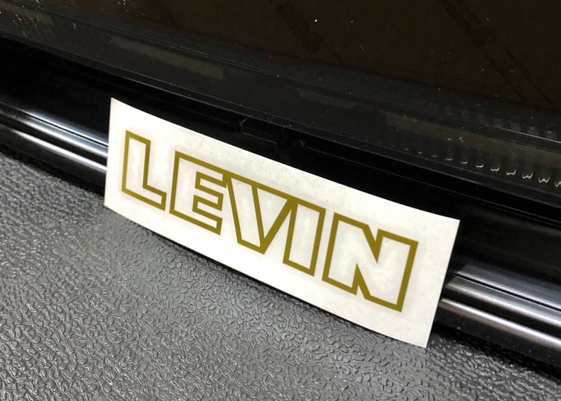 Flo's AE86 カローラレビン後期型GTV フロントグリル（フォグ穴