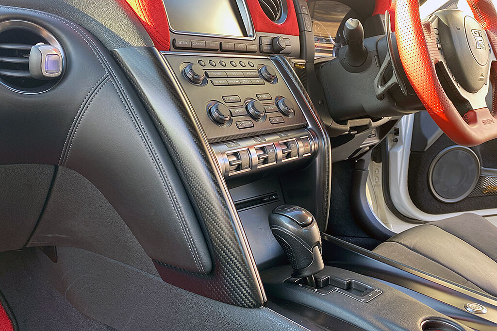 R35 TOP SECRET ダッシュパネル DAI様お取り置き商品 TOP SECRET R35 ドライカーボンダッシュパネル | Az-style