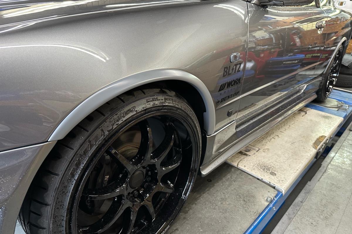 SHAFT AutoService R34スカイライン用 チビフェンダー（フロント） | Az