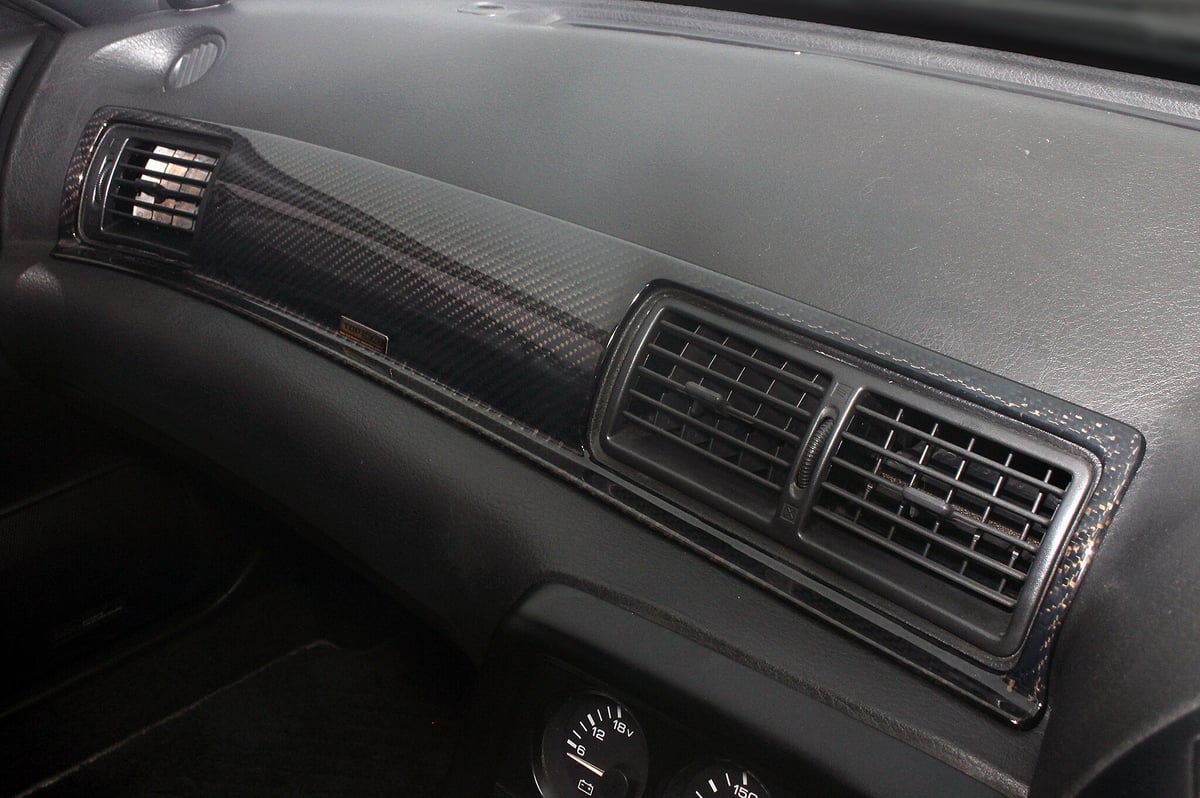 r32 ダッシュボード　美品 TOP SECRET R32 カーボンダッシュパネル | Az-style